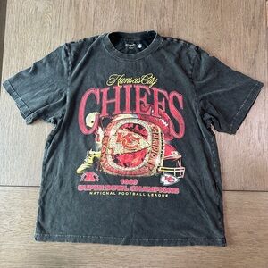 Abercrombie & Fitch Kansas City Chiefs T-Shirt Women’s Size L